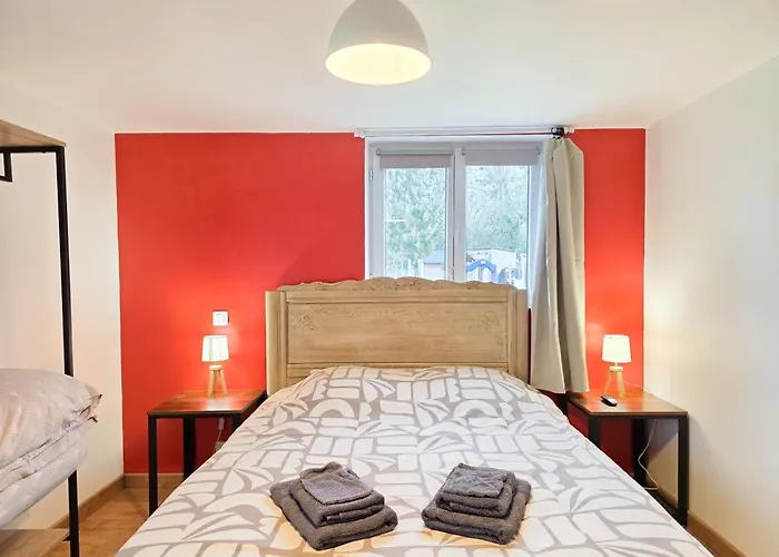 Апартаменты Aux Berges Du Mont - Parking, 10 Min Mont-saint-michel & Jardin *