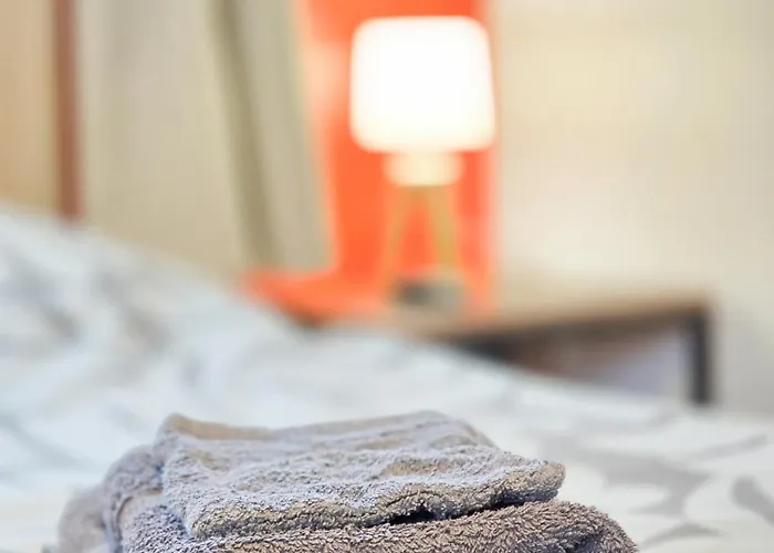 Apartamento Aux Berges Du Mont - Parking, 10 Min Mont-saint-michel & Jardin *