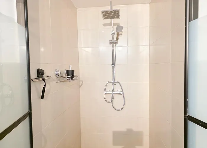 Апартаменты Aux Berges Du Mont - Parking, 10 Min Mont-saint-michel & Jardin *